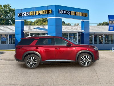 2023 Nissan Pathfinder Platinum