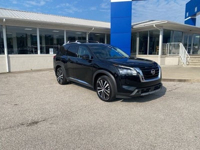 2024 Nissan Pathfinder Platinum
