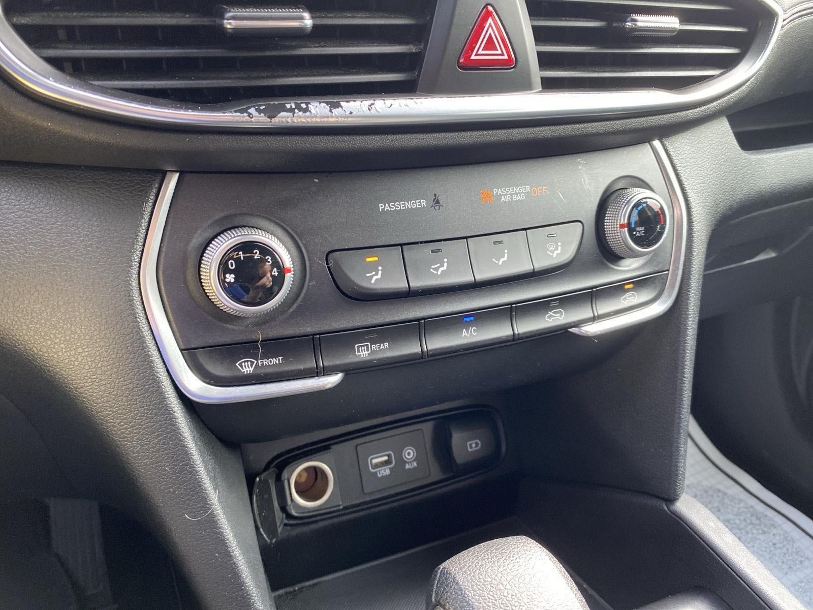 2019 Hyundai Santa Fe SE