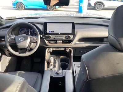 2025 Toyota Grand Highlander Hybrid MAX Platinum