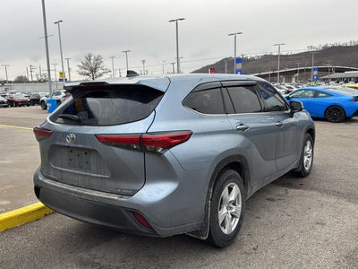 2022 Toyota Highlander LE