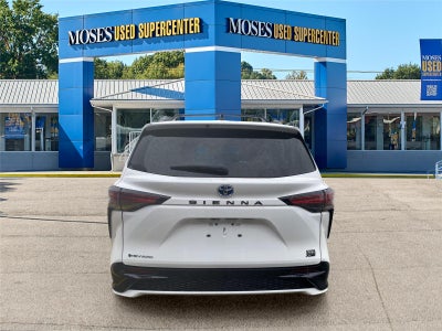 2025 Toyota Sienna XSE 7-Passenger