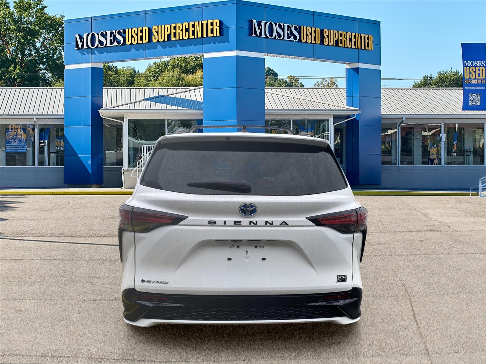 2025 Toyota Sienna XSE 7-Passenger