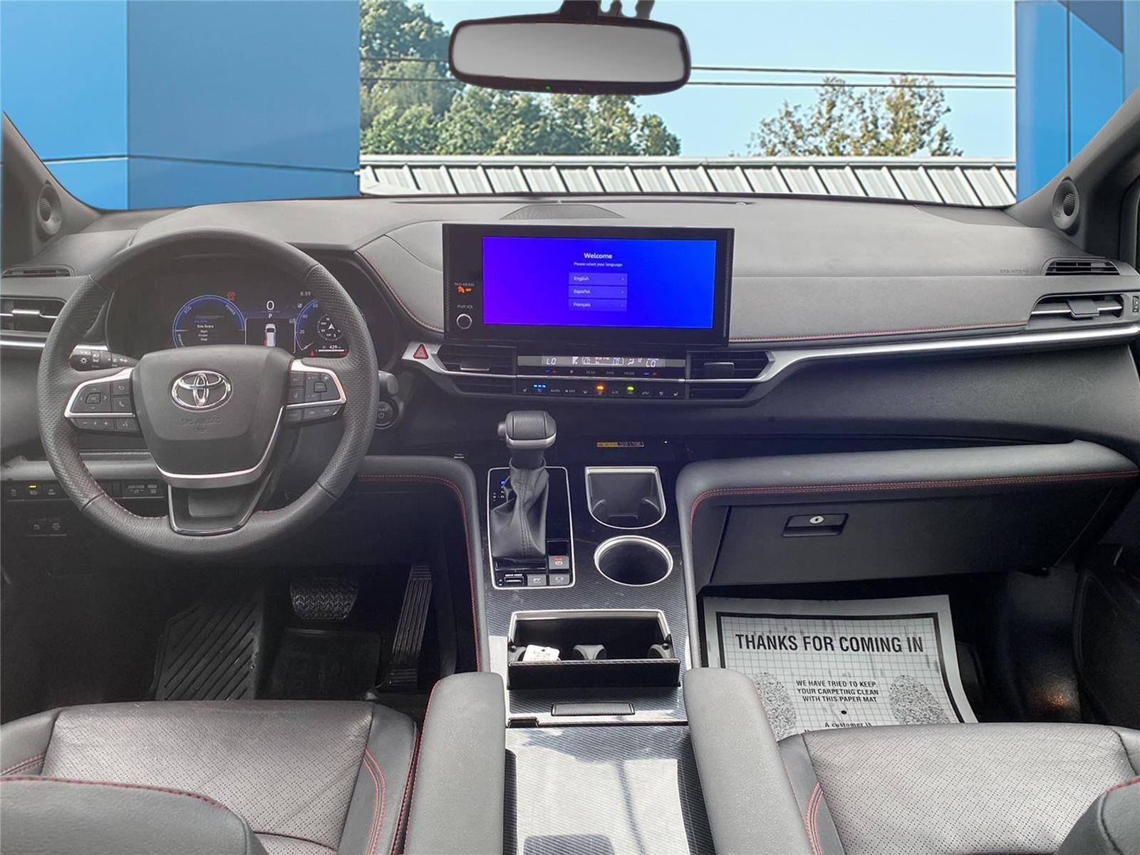 2025 Toyota Sienna XSE 7-Passenger