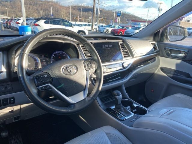 2015 Toyota Highlander Limited Platinum V6