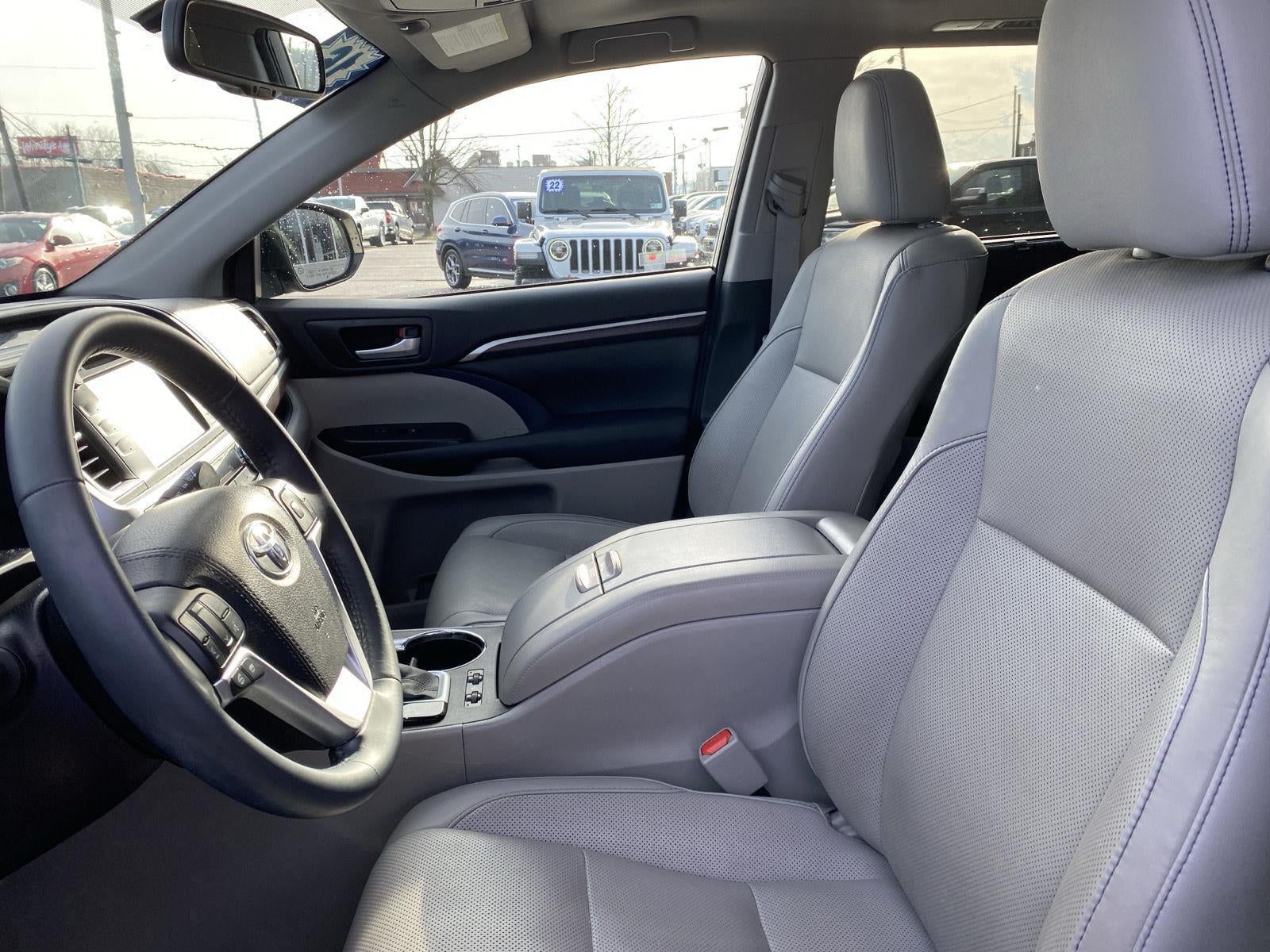 2016 Toyota Highlander Limited
