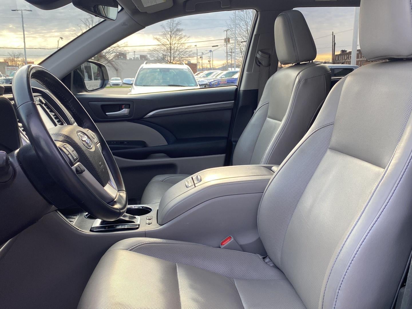 2017 Toyota Highlander Limited