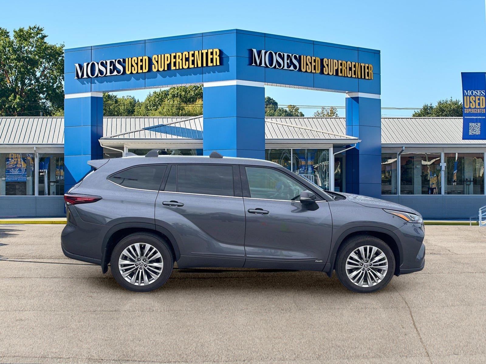 2025 Toyota Highlander Hybrid Platinum