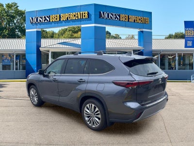 2025 Toyota Highlander Hybrid Platinum