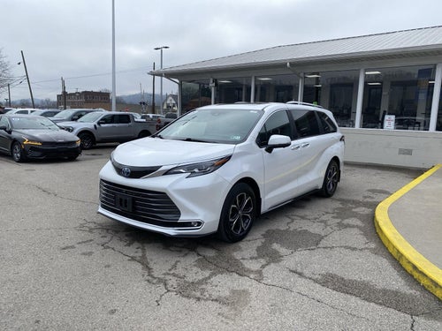 2025 Toyota Sienna Platinum 7-Passenger