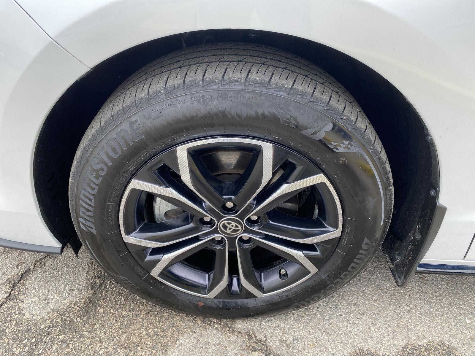 2025 Toyota Sienna Platinum 7-Passenger