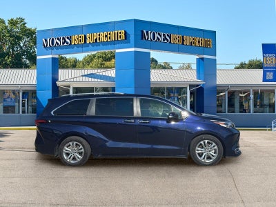 2023 Toyota Sienna Platinum 7-Passenger