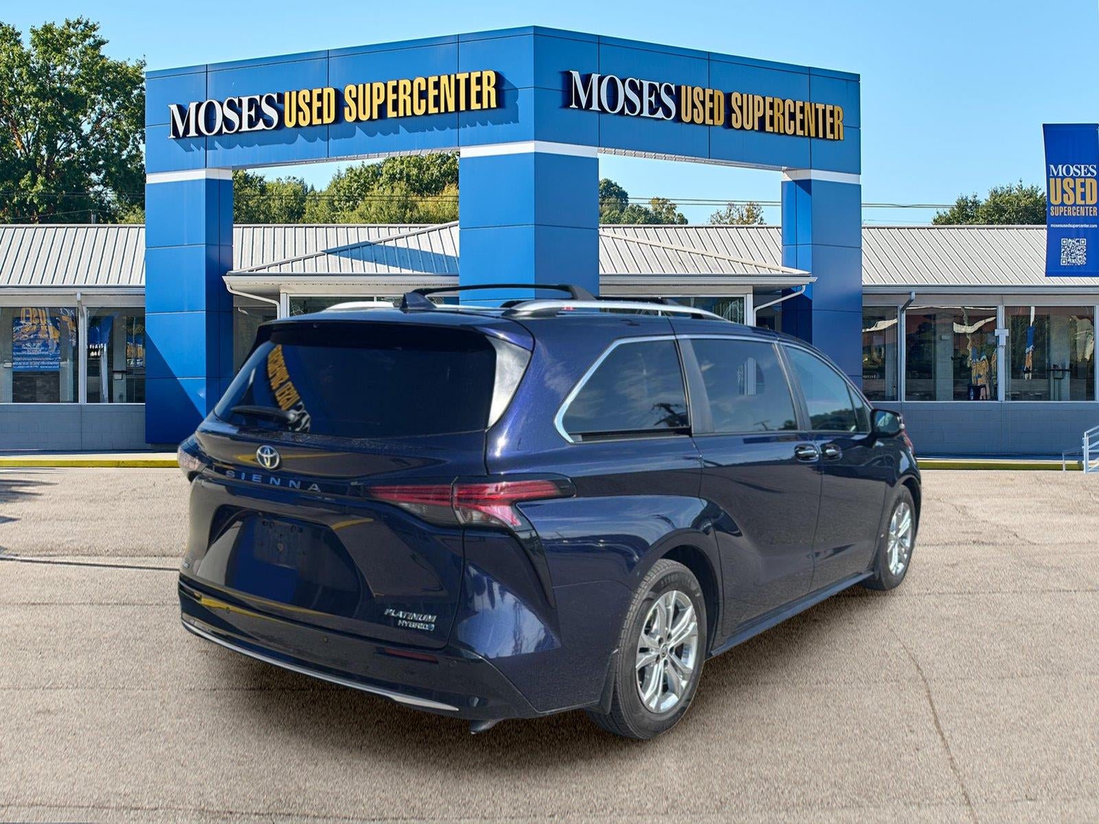 2023 Toyota Sienna Platinum 7-Passenger