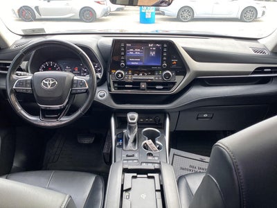 2021 Toyota Highlander XLE