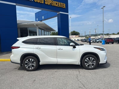 2020 Toyota Highlander SUV