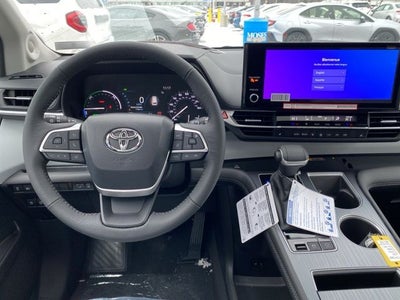 2025 Toyota Sienna XLE 7 Passenger