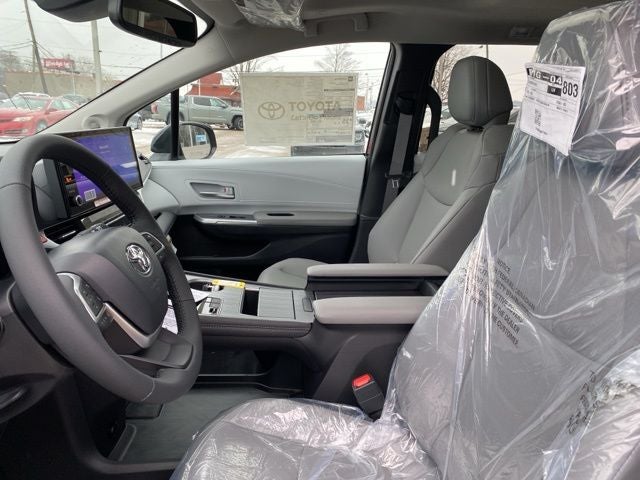 2025 Toyota Sienna XLE 7 Passenger