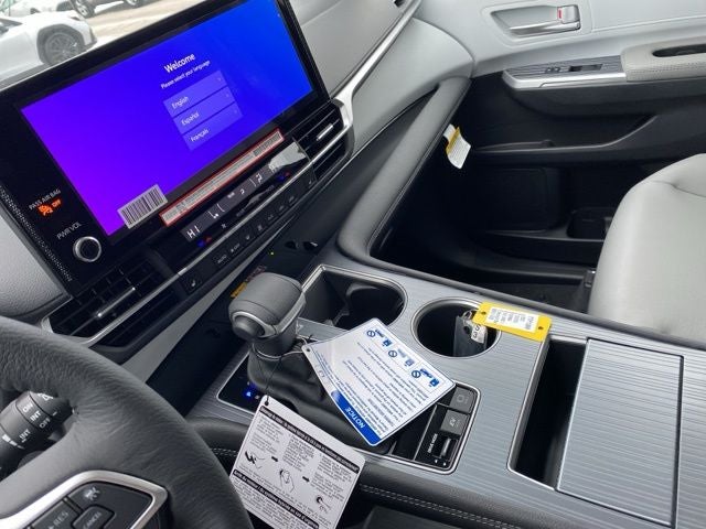 2025 Toyota Sienna XLE 7 Passenger