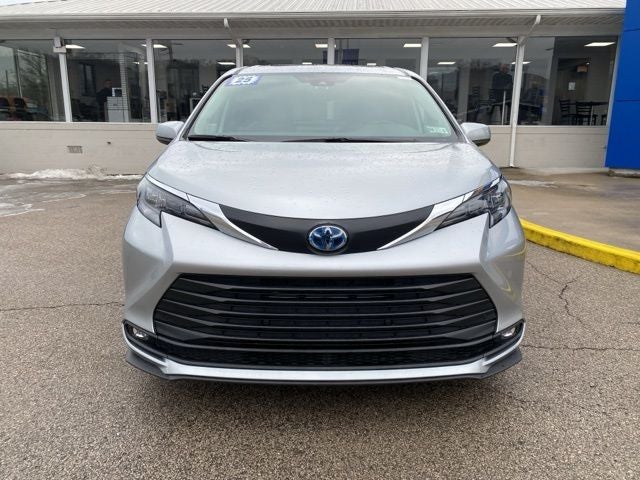 2025 Toyota Sienna XLE 7 Passenger