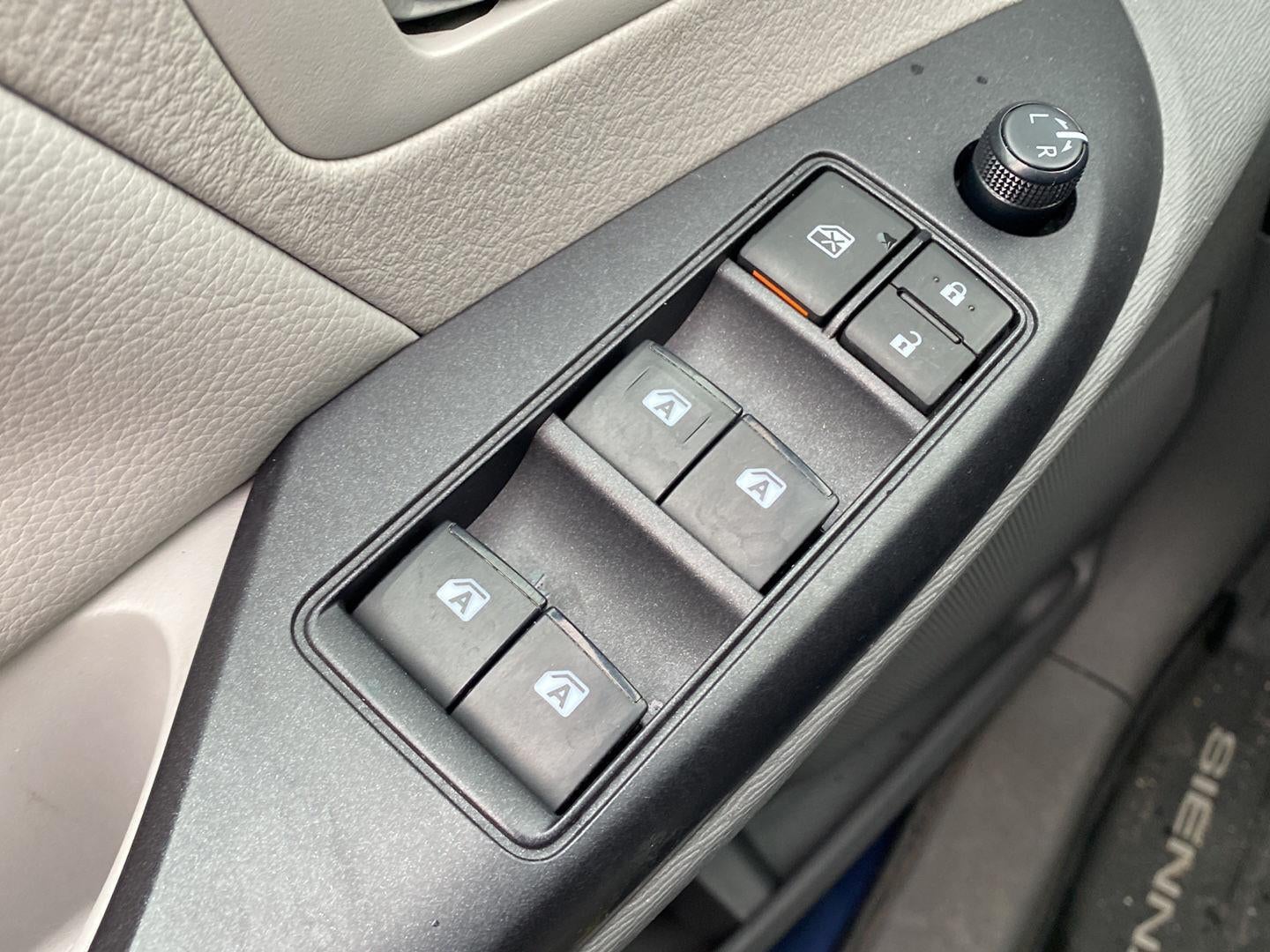 2020 Toyota Sienna LE 7-Passenger