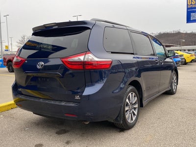 2020 Toyota Sienna LE 7-Passenger