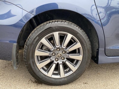 2020 Toyota Sienna LE 7-Passenger