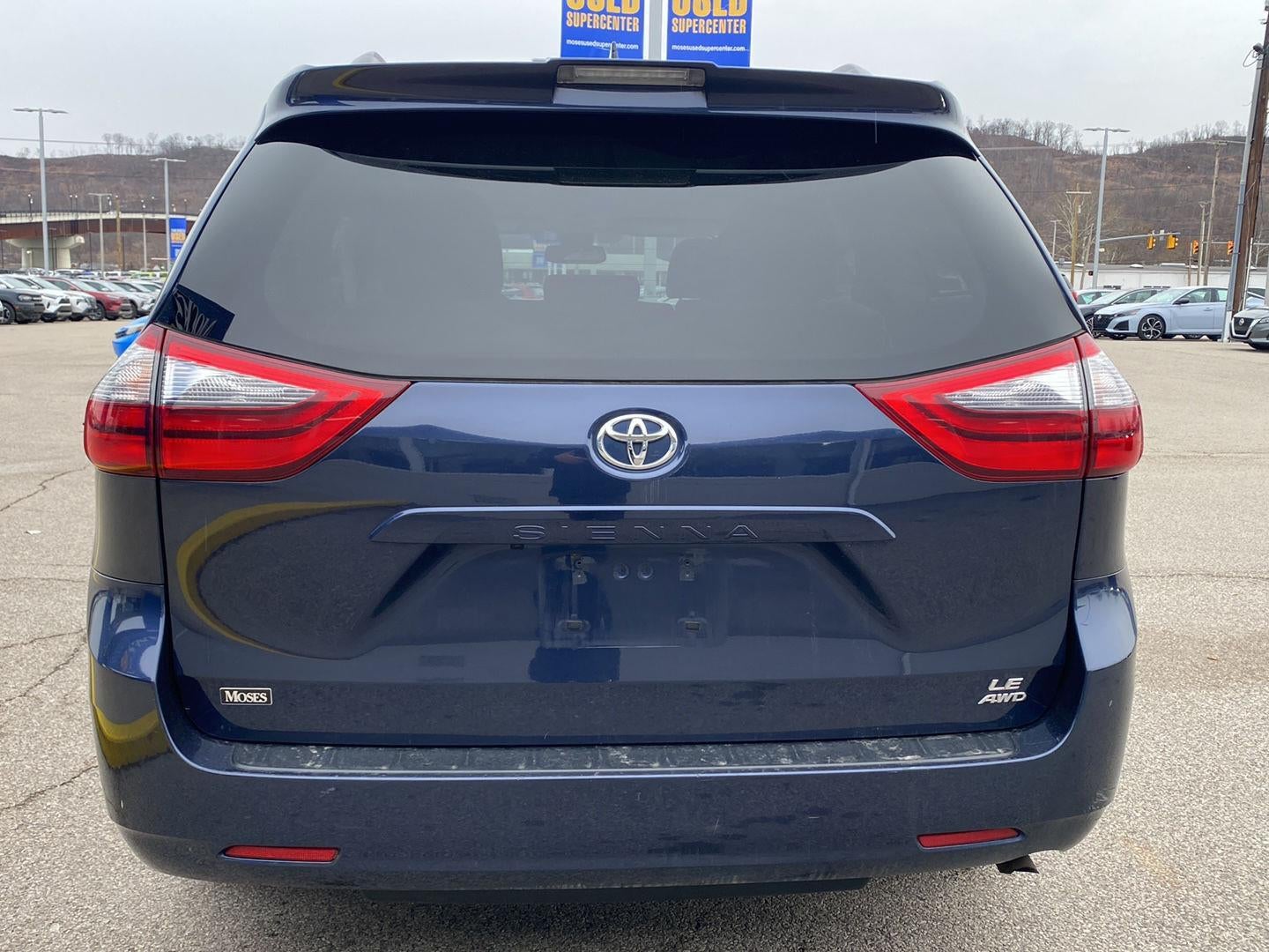 2020 Toyota Sienna LE 7-Passenger