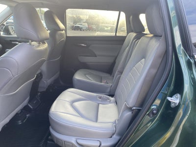 2025 Toyota Highlander XLE