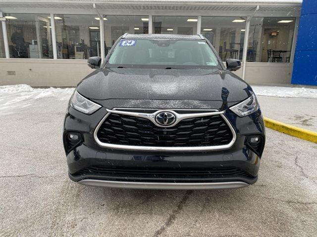 2024 Toyota Highlander Platinum