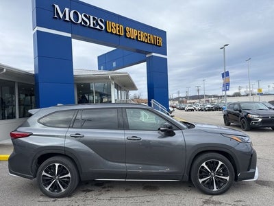 2022 Toyota Highlander XSE