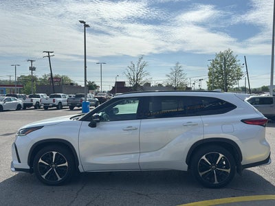 2022 Toyota Highlander XSE