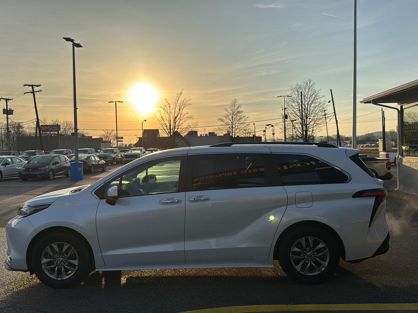 2022 Toyota Sienna XLE 7-Passenger