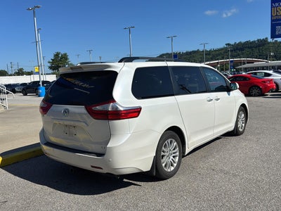 2017 Toyota Sienna Limited