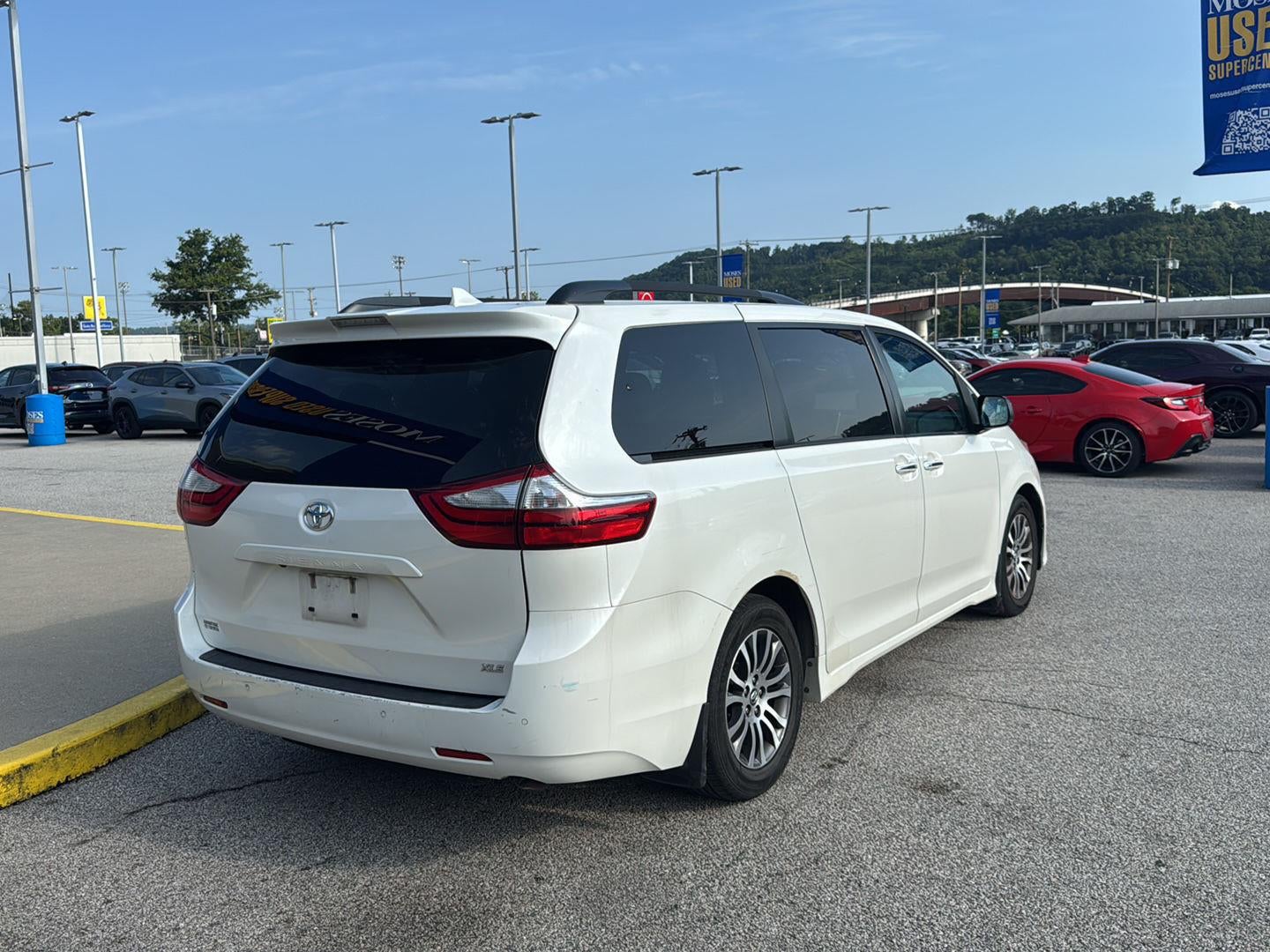2019 Toyota Sienna XLE Auto Access Seat