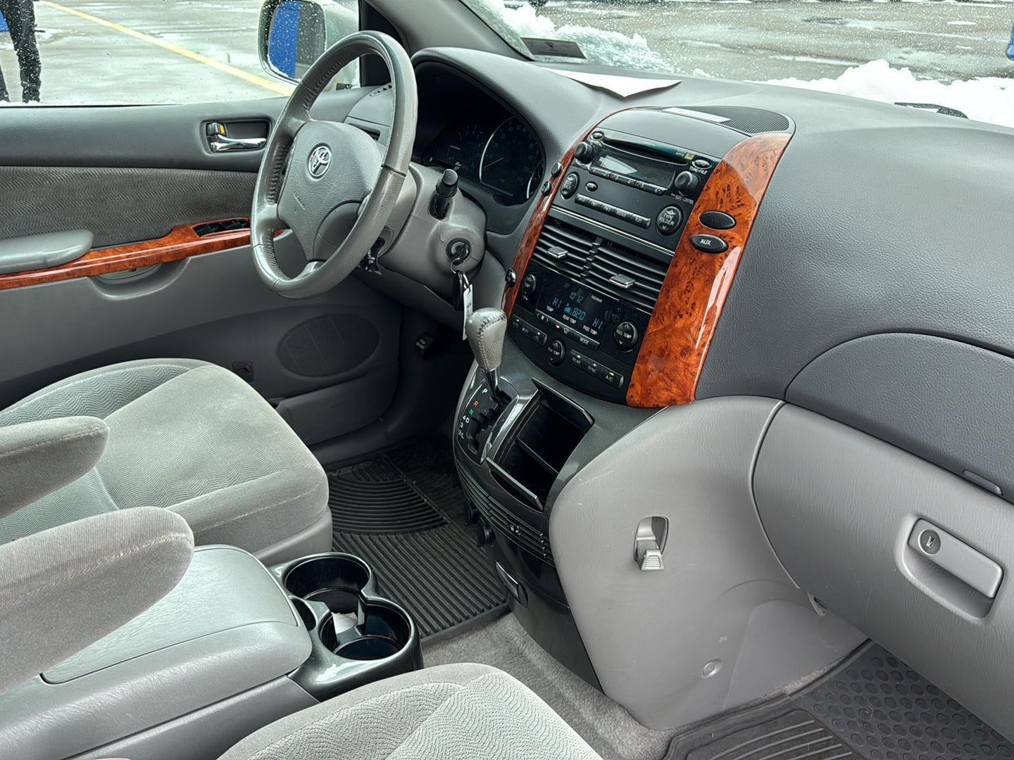 2006 Toyota Sienna XLE