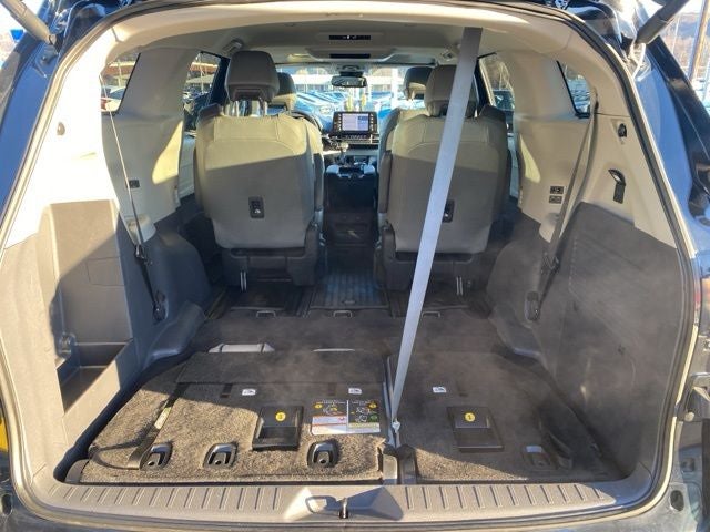 2023 Toyota Sienna Limited 7 Passenger