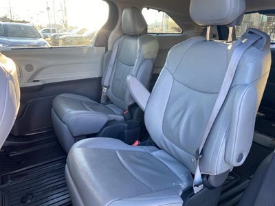 2023 Toyota Sienna Limited 7 Passenger