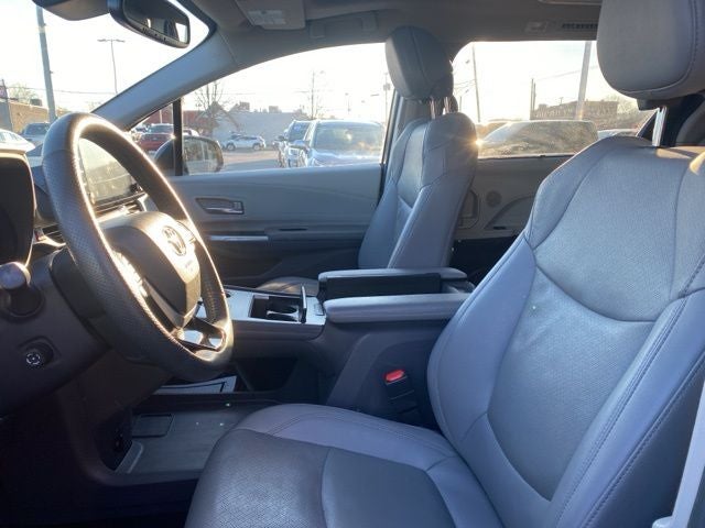 2023 Toyota Sienna Limited 7 Passenger