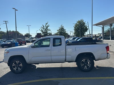 2016 Toyota Tacoma SR