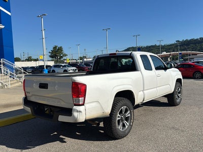 2016 Toyota Tacoma SR