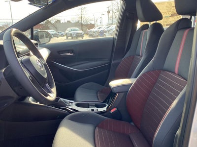 2025 Toyota COROLLA SE CVT