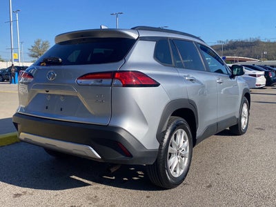 2024 Toyota Corolla Cross LE