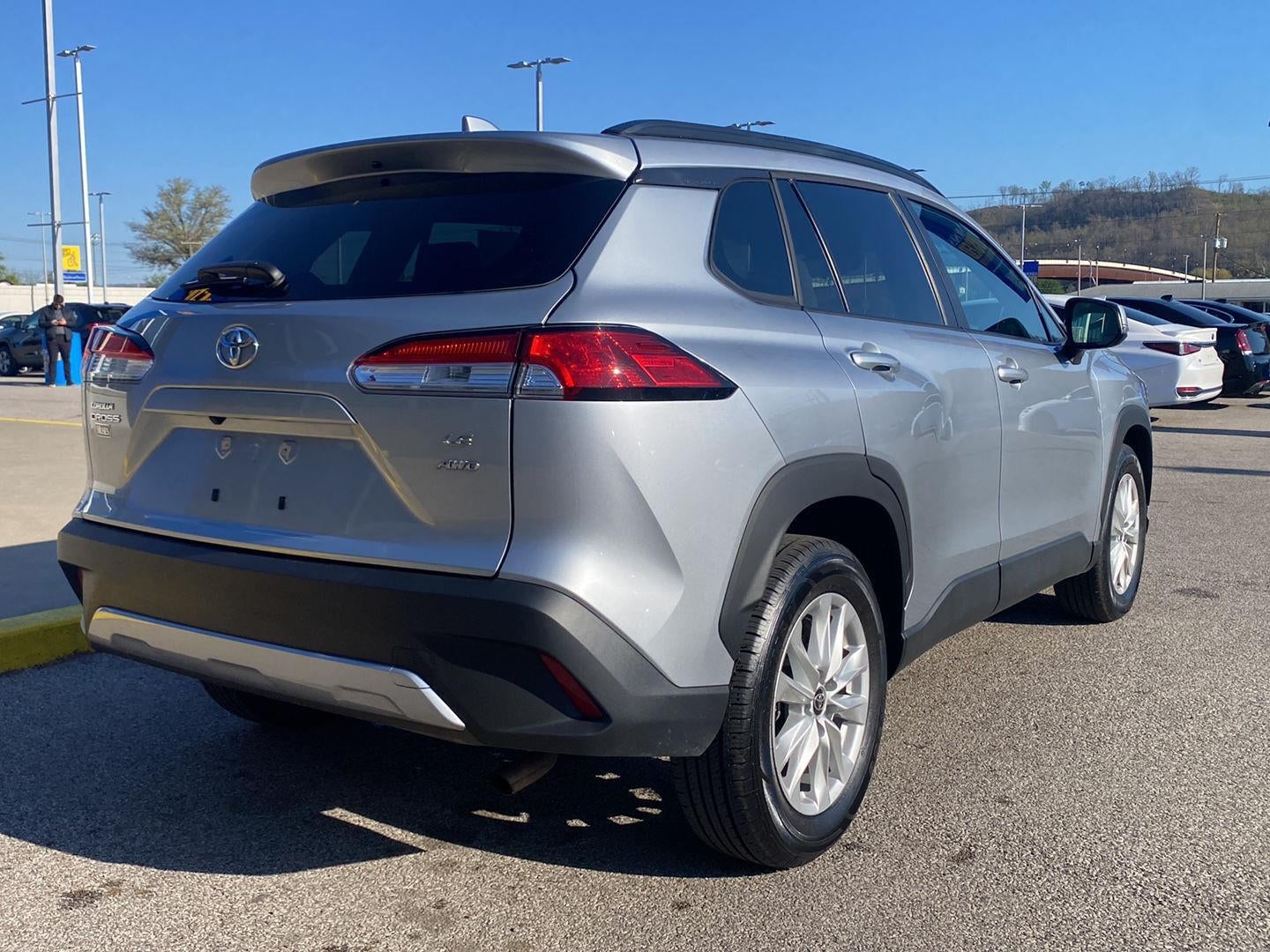 2024 Toyota Corolla Cross LE