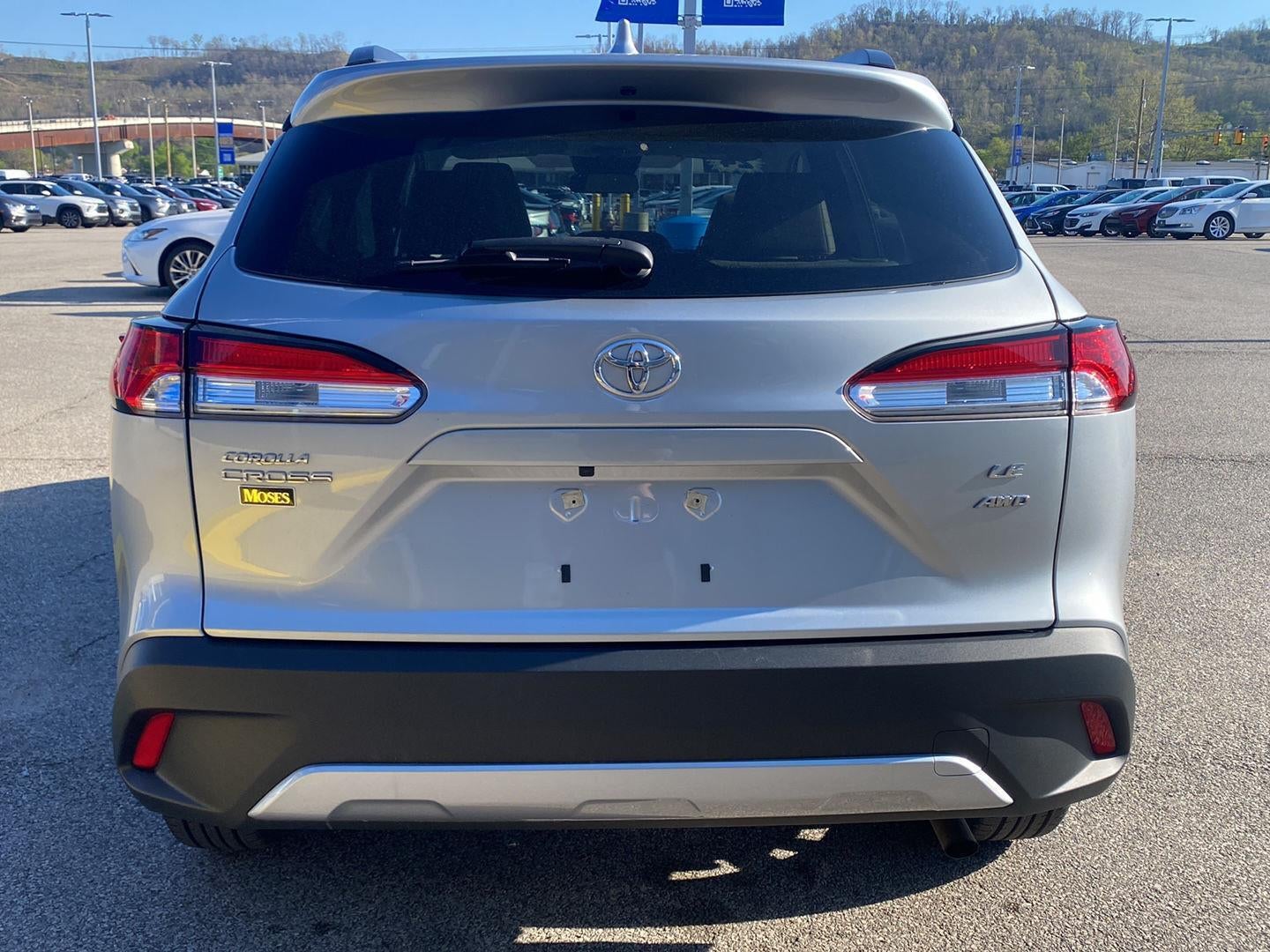 2024 Toyota Corolla Cross LE