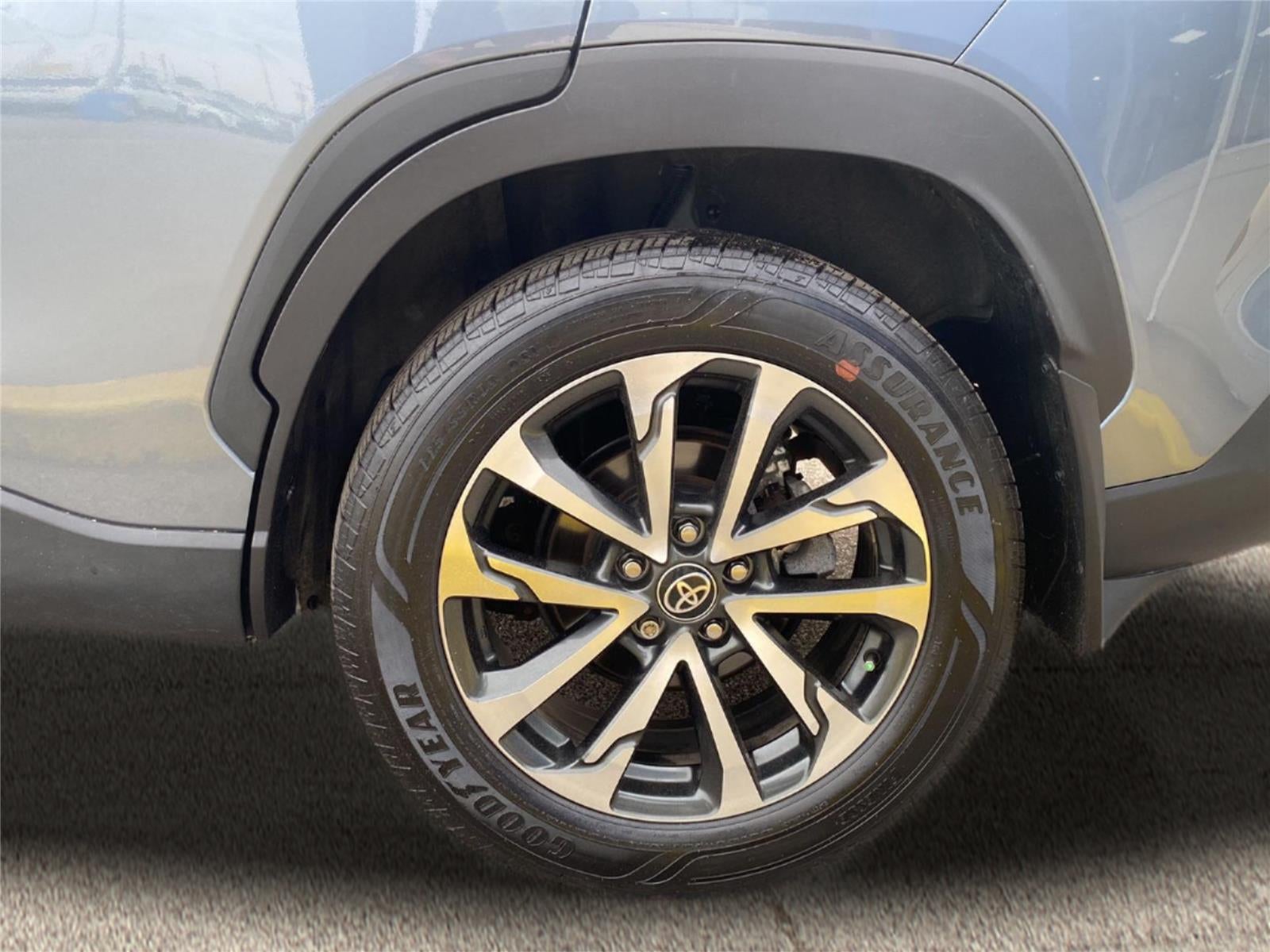 2025 Toyota Corolla Cross XLE