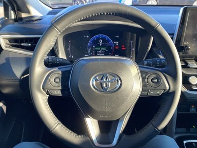 2024 Toyota Corolla Cross XLE
