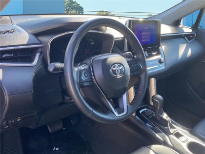 2025 Toyota Corolla Cross XLE