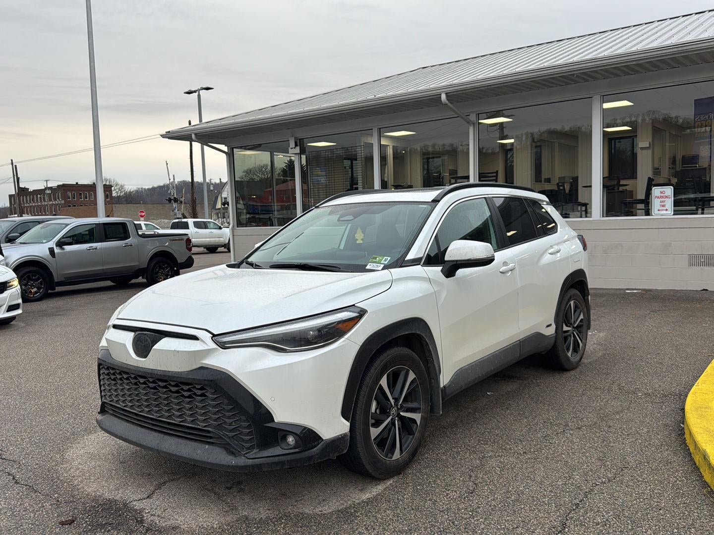 2024 Toyota Corolla Cross Hybrid XSE