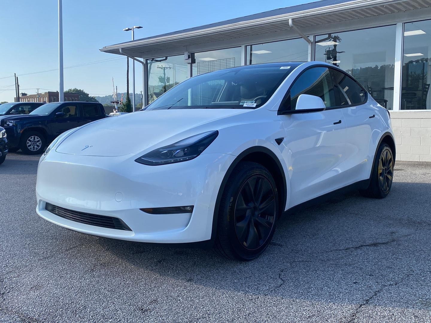 2024 Tesla Model Y Long Range