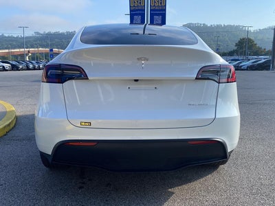 2024 Tesla Model Y Long Range